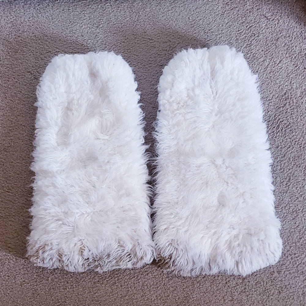Fuzzy leg warmers